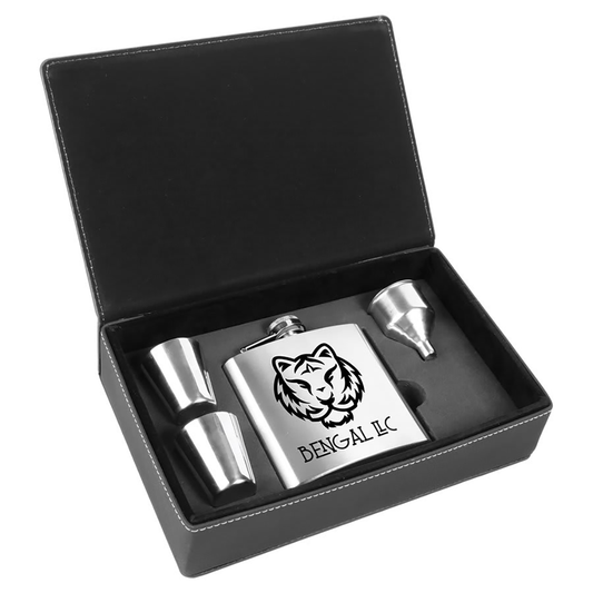 Leatherette Flask Set
